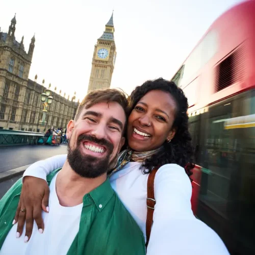 couple in london center – London Relocation®